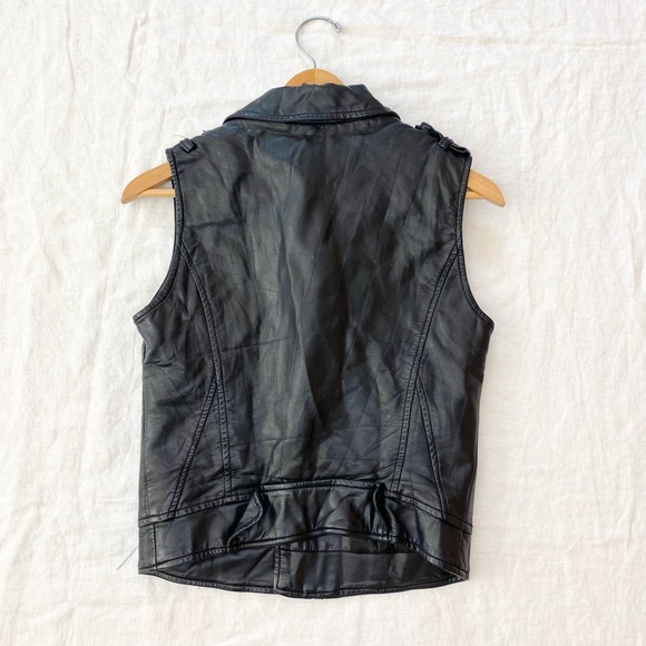 Aldo Moro Vegan Leather Vest - Picture 3 of 8